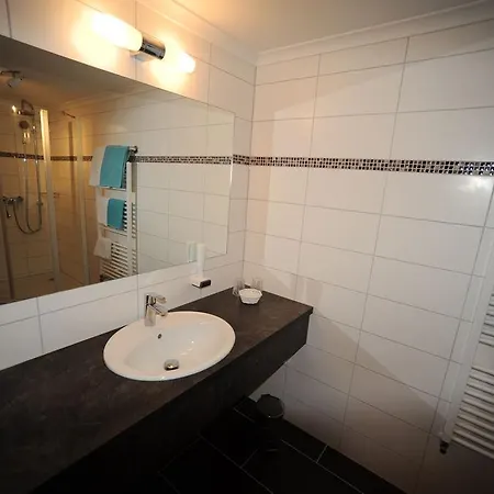 Post - Regionales Grosses Fruehstuecksbuffet - Auch Gf & Lf מלון