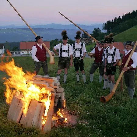 Post - Regionales Grosses Fruehstuecksbuffet - Auch Gf & Lf Hotel Scheidegg