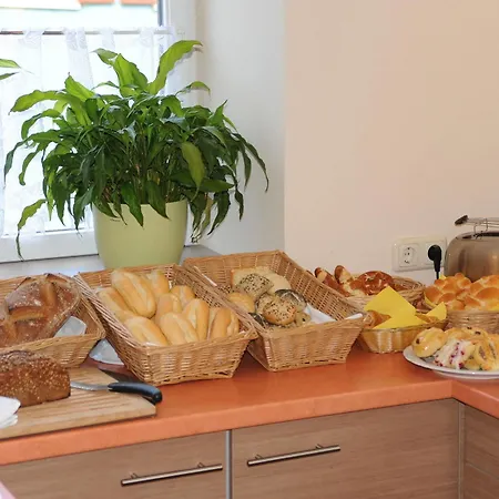 Post - Regionales Grosses Fruehstuecksbuffet - Auch Gf & Lf 3*